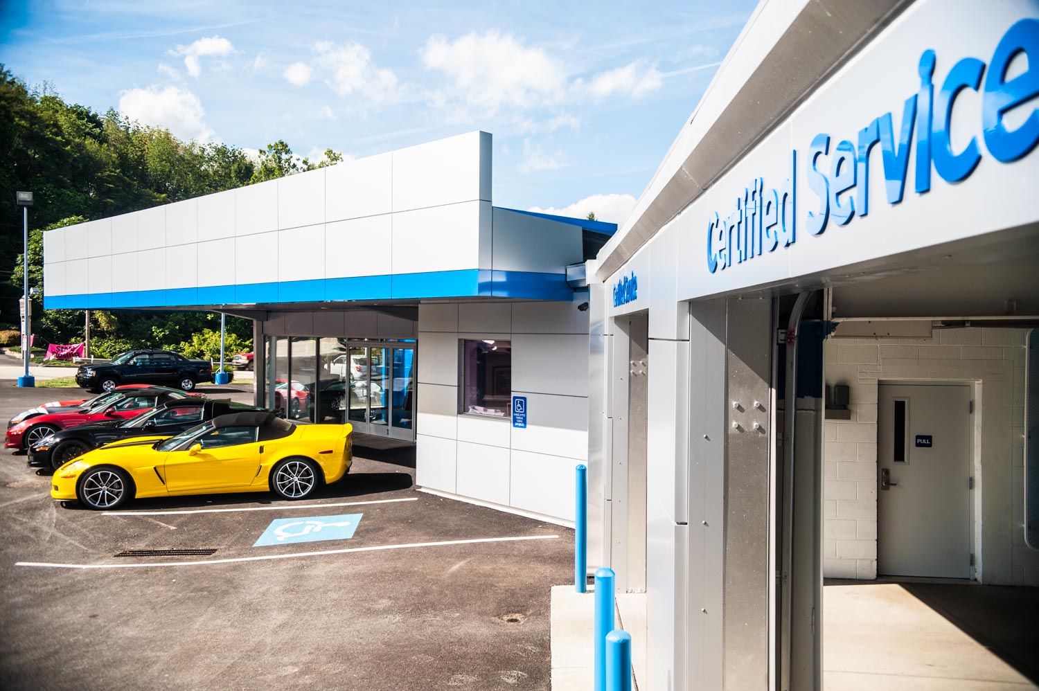 Close up of finish of car dealer ship Sun Chevrolet