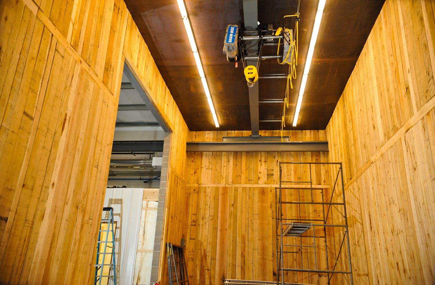 Wide angle view shot of Walnut Capital Building
